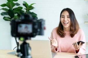 Therapist’s Guide: 5 Steps to Build a Thriving Remote Practice