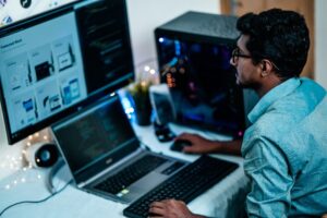 Remote Software Engineer Salary Secrets: What Companies Won’t Tell You